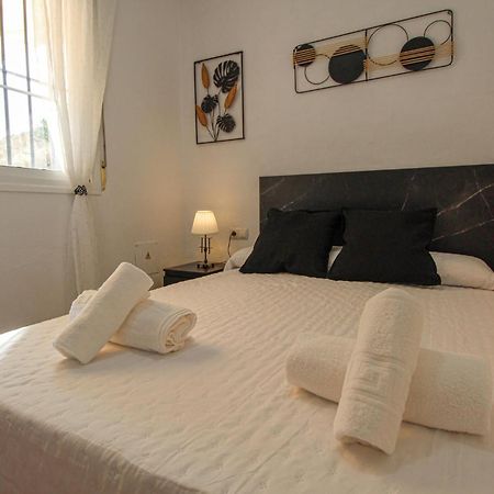 4 Bedroom Gorgeous Home In Sedella מראה חיצוני תמונה