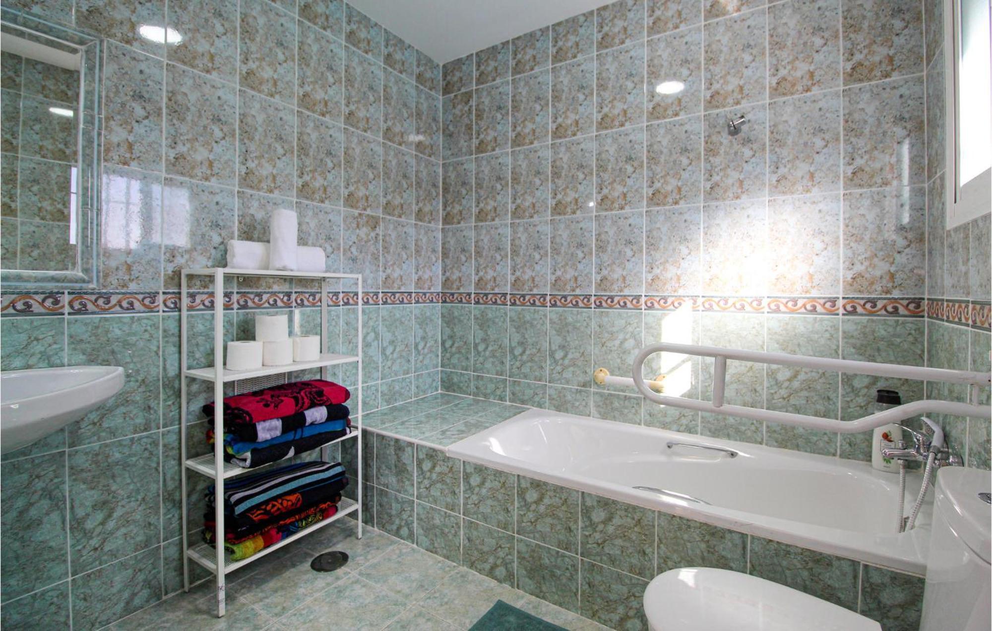 4 Bedroom Gorgeous Home In Sedella מראה חיצוני תמונה