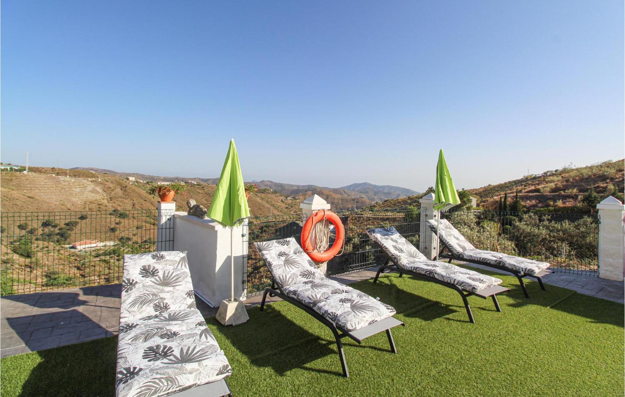 4 Bedroom Gorgeous Home In Sedella מראה חיצוני תמונה