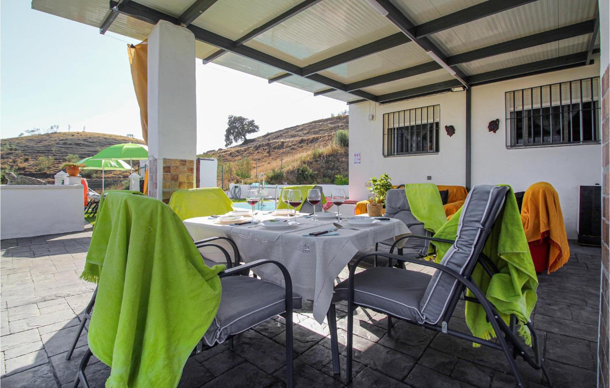 4 Bedroom Gorgeous Home In Sedella מראה חיצוני תמונה